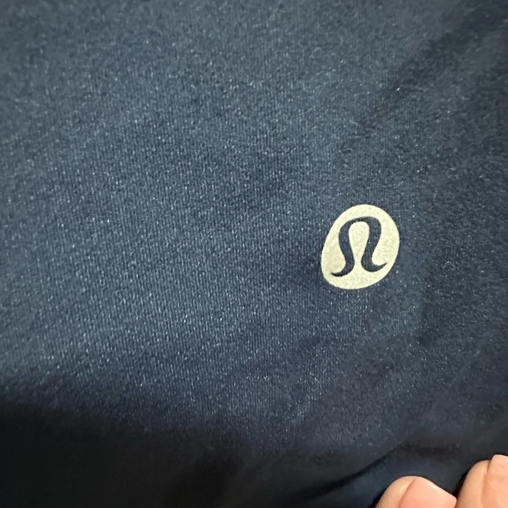 Lululemon Navy Blue Align Tank Top Size 6 EUC w/ Padding - Picture 4 of 6